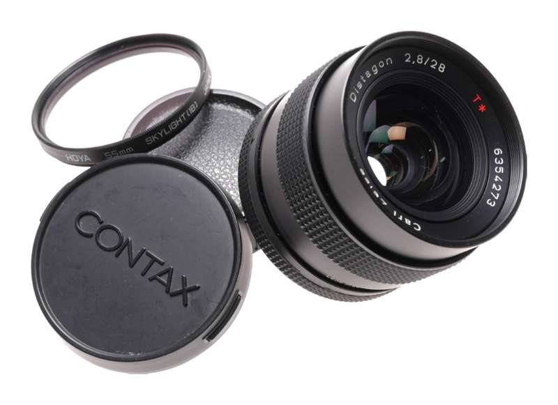 Zeiss Distagon 2.8/28 wide angle camera lens f=28mm T Contax SLR