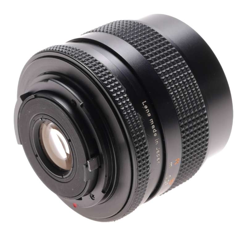 Zeiss Distagon 2.8/28 wide angle camera lens f=28mm T Contax SLR