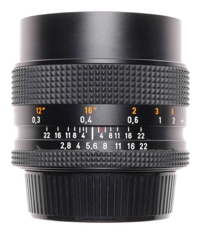 Zeiss Distagon 2.8/28 wide angle camera lens f=28mm T Contax SLR