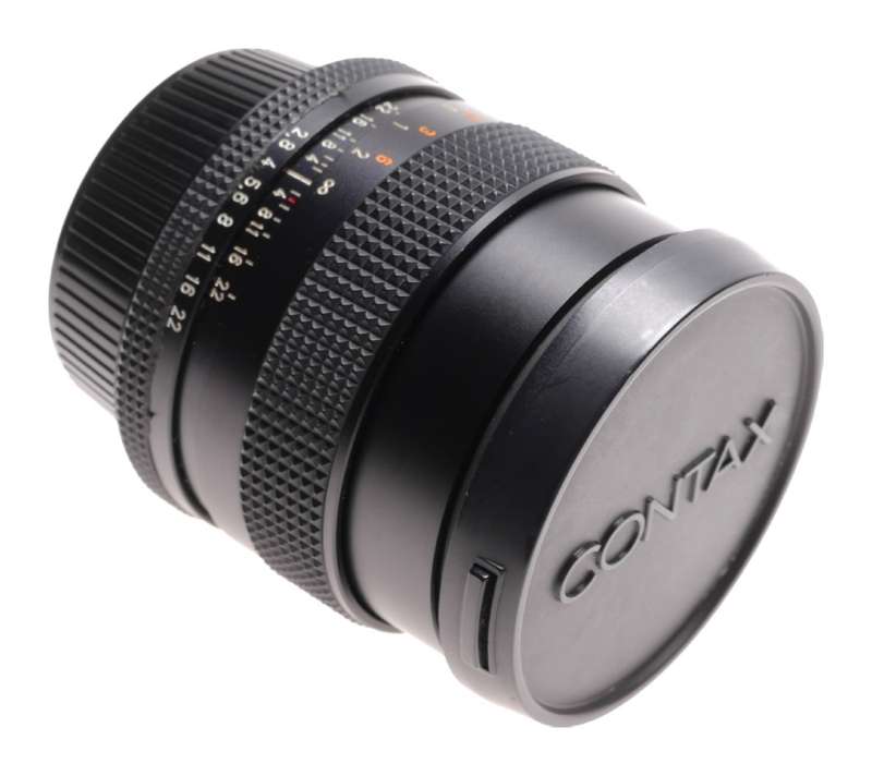 Zeiss Distagon 2.8/28 wide angle camera lens f=28mm T Contax SLR