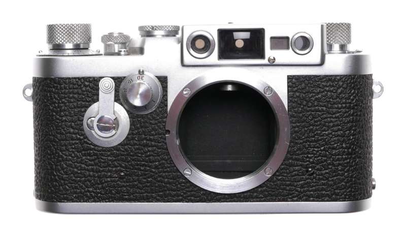 Leica IIIg camera with Elmar 3.5 f=5cm chrome coated lens 3.5/50mm Excellent