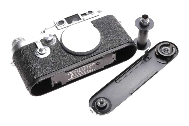Leica IIIG 3g 35mm film camera vintage film chrome body