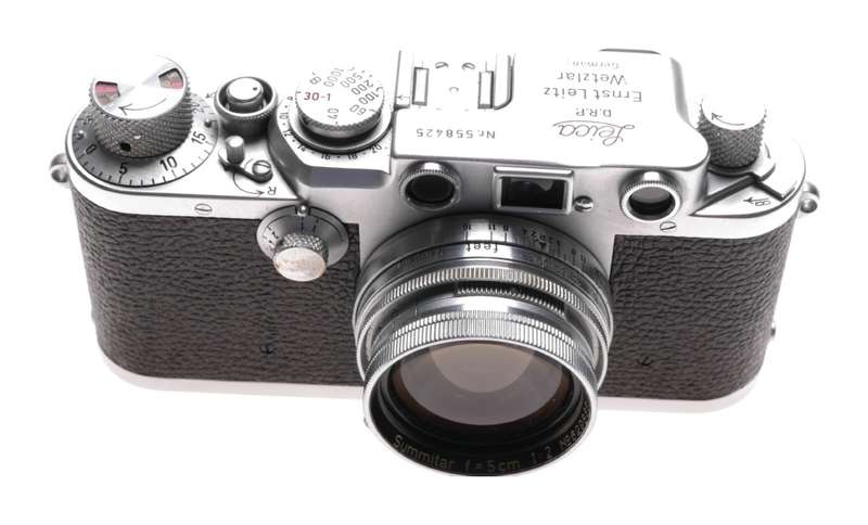 Leica IIIf chrome 35mm rangefinder camera Summitar f=5cm 1:2 lens 2/50 coated