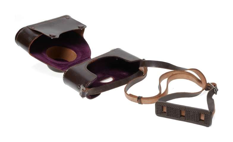 Ever ready Leica leather case with neck strap Leitz Wezlar original
