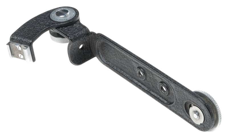 Leica M camera flash bracket grip hot shoe attachment flexible arm Leitz