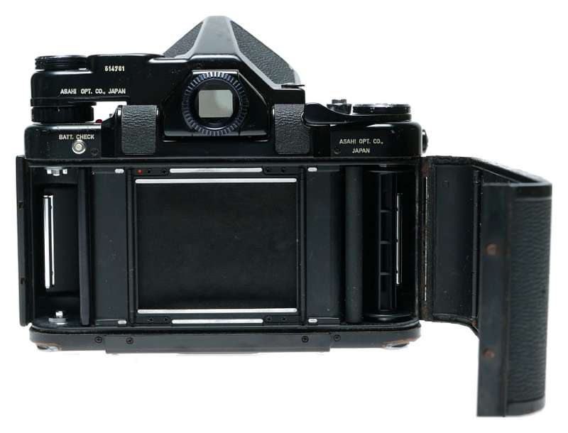 Pentax 6x7 large format film camera outfit many lenses 3.5/55mm manuals tubes
