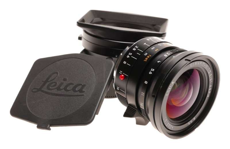 Leica Elmarit-M 2.8/21mm ASPH. lens 11135 wide angle 6-Bit caps hood f21