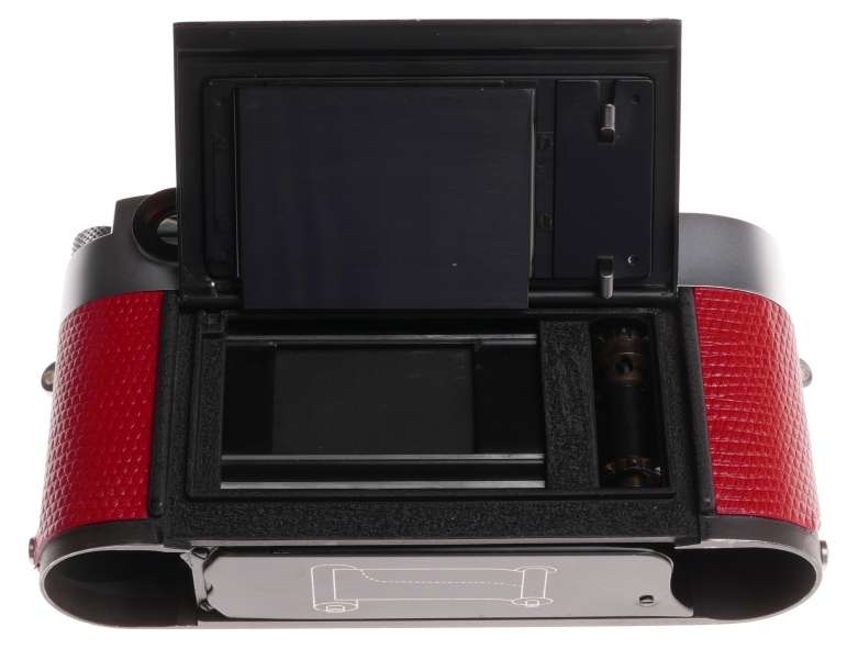 Leica M3 Just Serviced Rangefinder 35mm film camera body re skinned Red #1008511