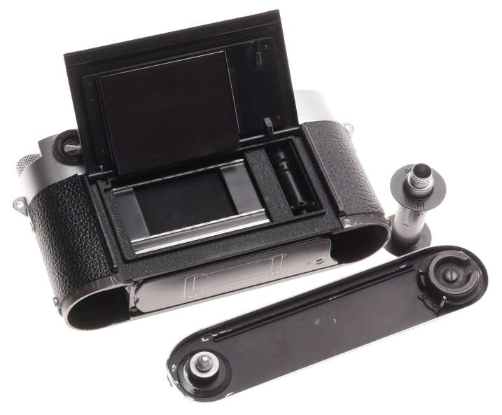 Leica M3 Just Serviced Rangefinder 35 film camera body re skinned Black #894953