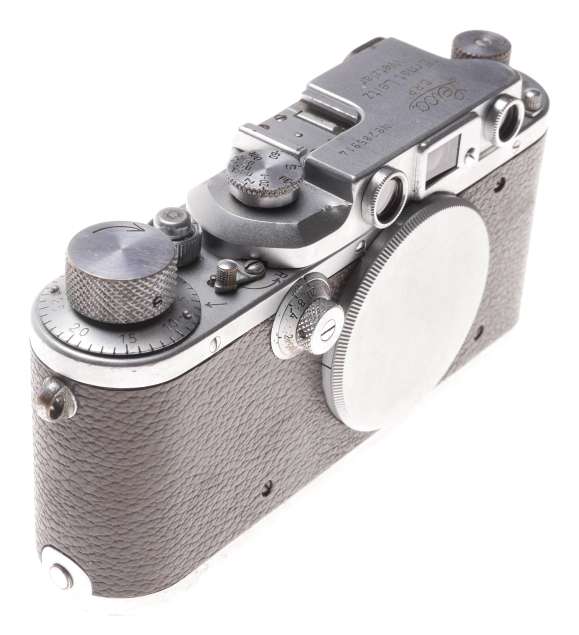 Leica IIIb Rangefinder Just Servied 35mm film camera body spool ready to shoot