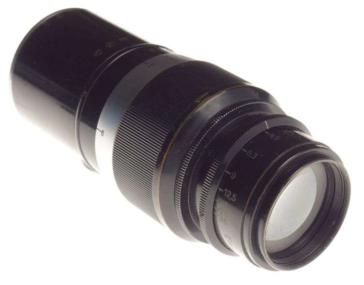 Paint Black Leitz Pre-war Leica 13.5cm f4.5 Screw mount lens with caps #240015
