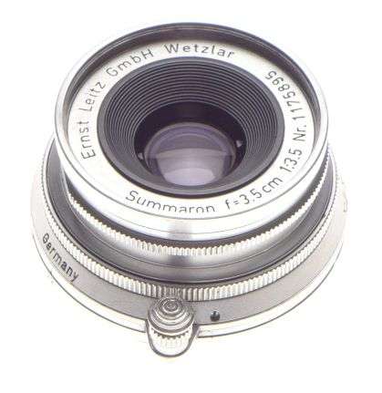 Mint- f3.5 Summaron coated lens f=3.5cm with hood and Leica caps 3.5/35mm wide