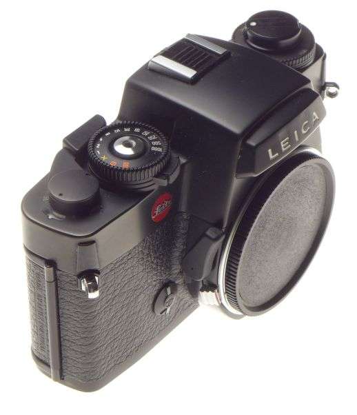 R4 Leica Black 35mm film Classic camera SLR pristine body with shell cased cap