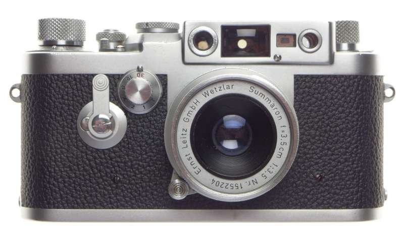 IIIG Leica Chrome 3g Camera with SUMMARON 3.5/3.5cm Compact lens f=35mm