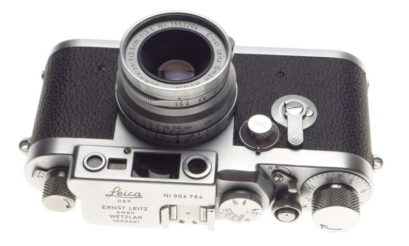 IIIG Leica Chrome 3g Camera with SUMMARON 3.5/3.5cm Compact lens f=35mm