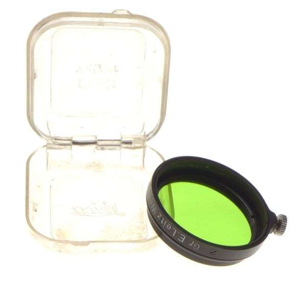 LEICA rangefinder camera lens filter Gr. E. Leitz black rim Green filter in case