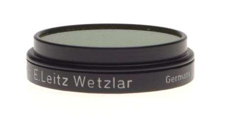 LEICA rangefinder camera lens filter Gr. E. Leitz black rim Green filter in case