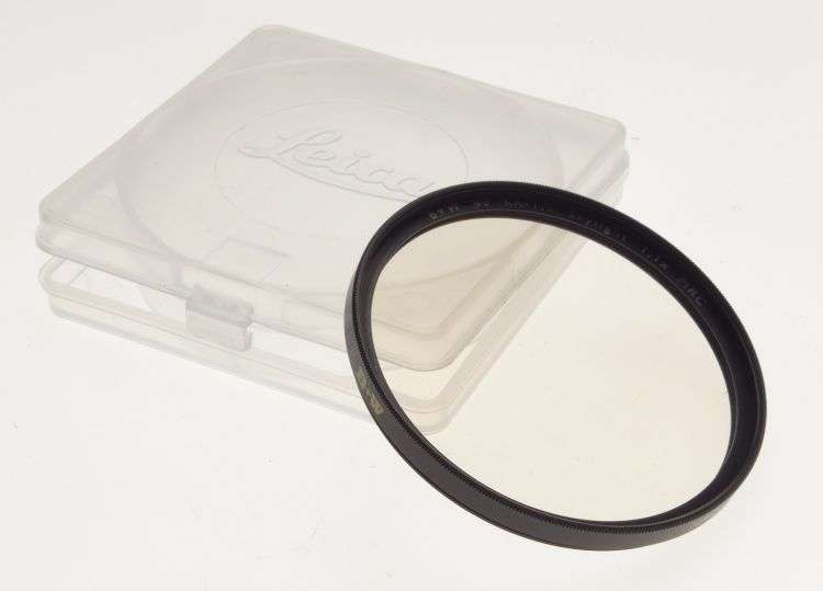 LEICA rangefinder camera lens filter B+W 60 KR -1.5 Skylight 1.1x MRC F-Pro mint