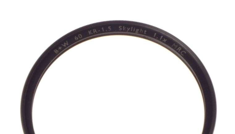 LEICA rangefinder camera lens filter B+W 60 KR -1.5 Skylight 1.1x MRC F-Pro mint