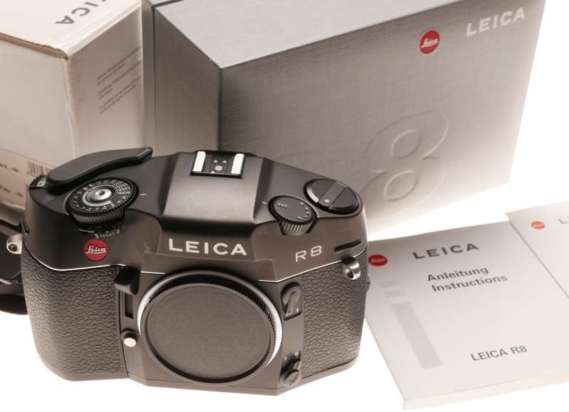 Leica R8 film 35mm SLR camera body GERMANY Leitz Balck Cap Box Papers strap kit