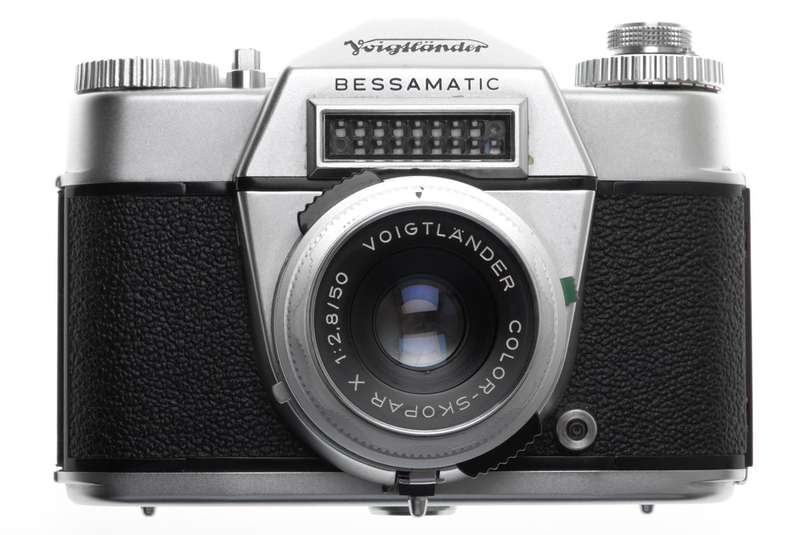 VOIGTLANDER BESSAMATIC 35mm COLOR-SKOPAR X 2.8/50 DYNAREX 4/135mm FILTERS CAMERA