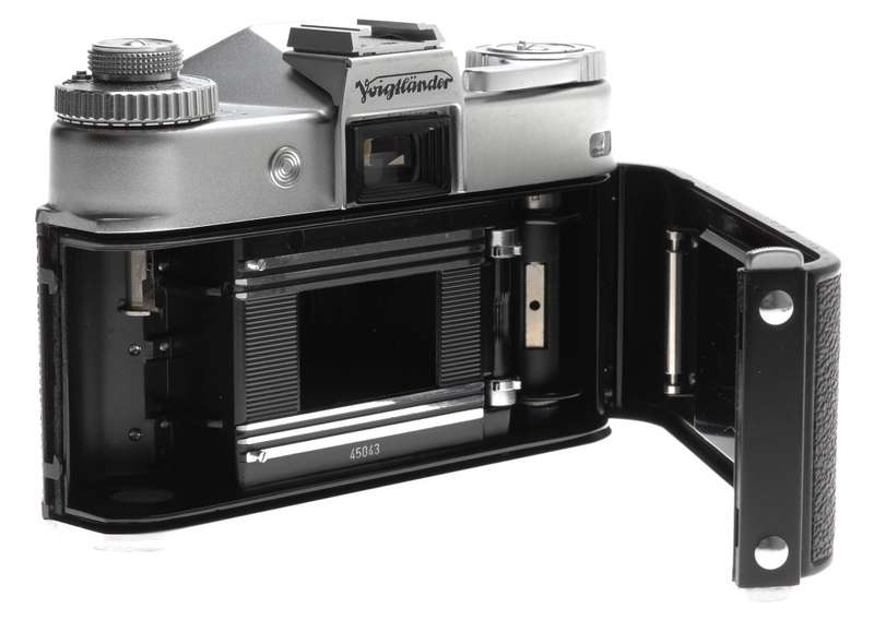 VOIGTLANDER BESSAMATIC 35mm COLOR-SKOPAR X 2.8/50 DYNAREX 4/135mm FILTERS CAMERA