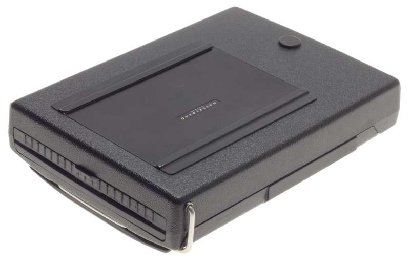 HASSELBLAD 500 C/M POLAROID CAMERA FILM BACK FITS 501, 503 MINT CONDITION USED