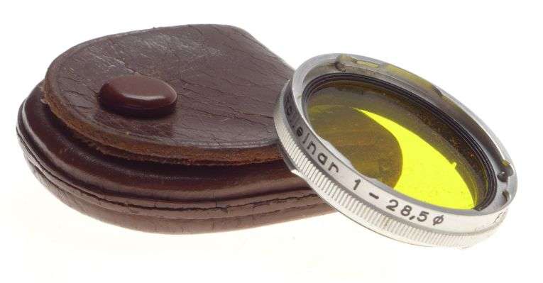 Rolleiflex Rolleiparkeil 1 close up YELLOW lens coated optics 28.5 Rolleinar 1