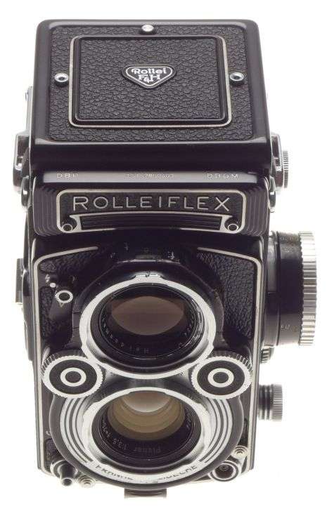 TLR Rolleiflex 3,5F Zeiss Planar 3.5/75mm coated lens 120 film camera with hood