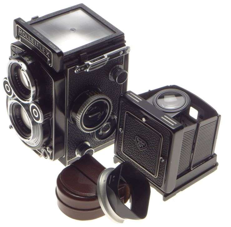 TLR Rolleiflex 3,5F Zeiss Planar 3.5/75mm coated lens 120 film camera with hood