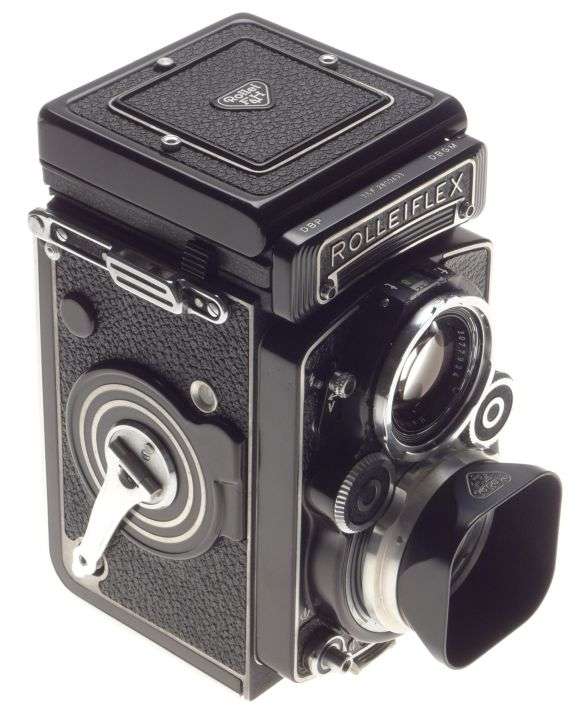 TLR Rolleiflex 3,5F Zeiss Planar 3.5/75mm coated lens 120 film camera with hood