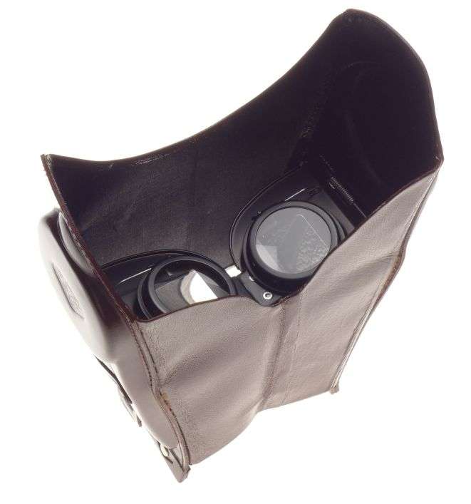 Rolleiflex mask funnel typ viewfinder leather close focus lens boxed collapsible