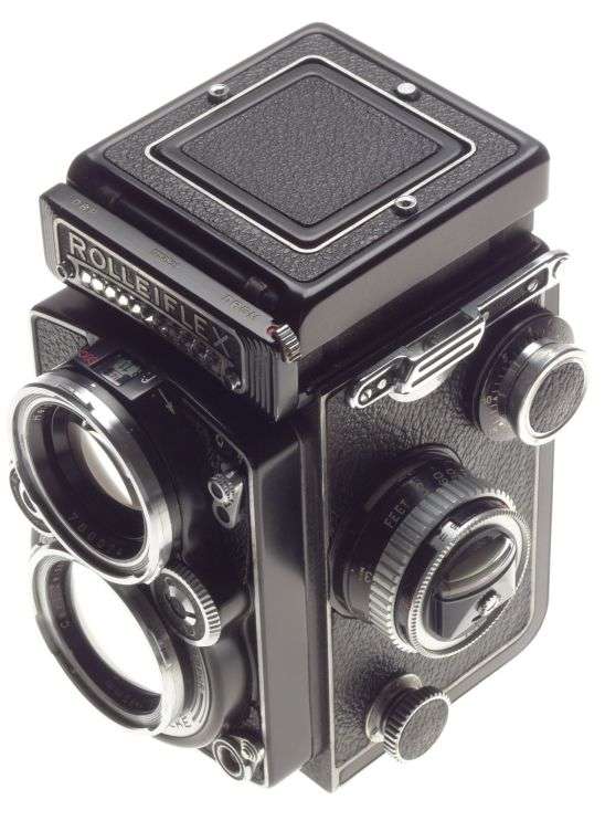 Rolleiflex 2.8 TLR camera Zeiss Planar 2.8/80mm lens case strap flash dream kit