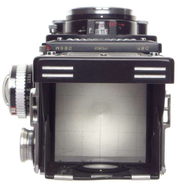 Rolleiflex 2.8 TLR camera Zeiss Planar 2.8/80mm lens case strap flash dream kit