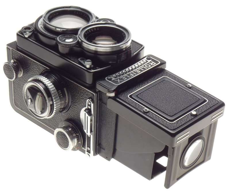 Rolleiflex 2.8 TLR camera Zeiss Planar 2.8/80mm lens case strap flash dream kit