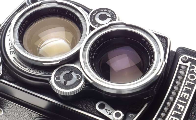 Rolleiflex 2.8 TLR camera Zeiss Planar 2.8/80mm lens case strap flash dream kit