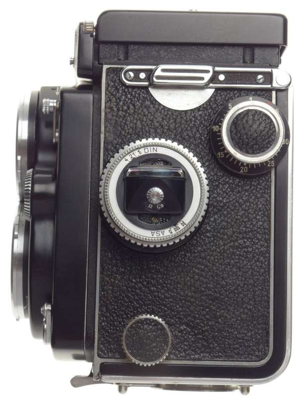 Rolleiflex 2.8 TLR camera Zeiss Planar 2.8/80mm lens case strap flash dream kit
