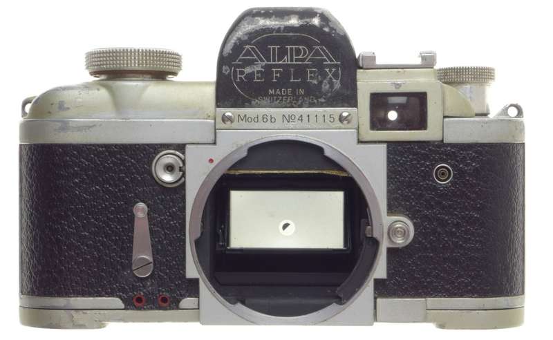 MODEL 6b ALPA REFLEX 35mm VINTAGE FILM CAMERA SLR MANUAL PAPERS CAP USED BODY 6B