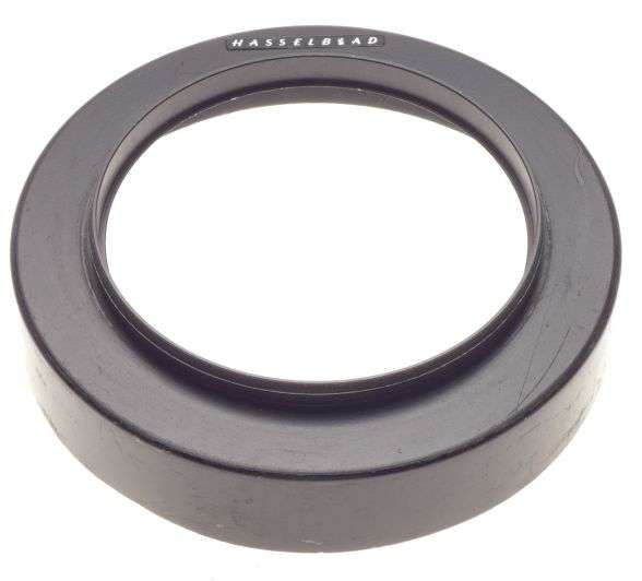 Hasselblad 50 camera lens hood shade screw in type f=50mm wide angle clean black