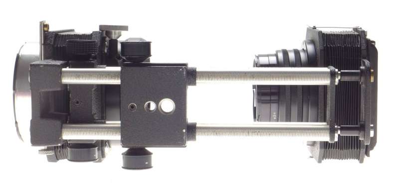 Hasselblad 500 CM camera macro close up medium format used bellows set rail kit