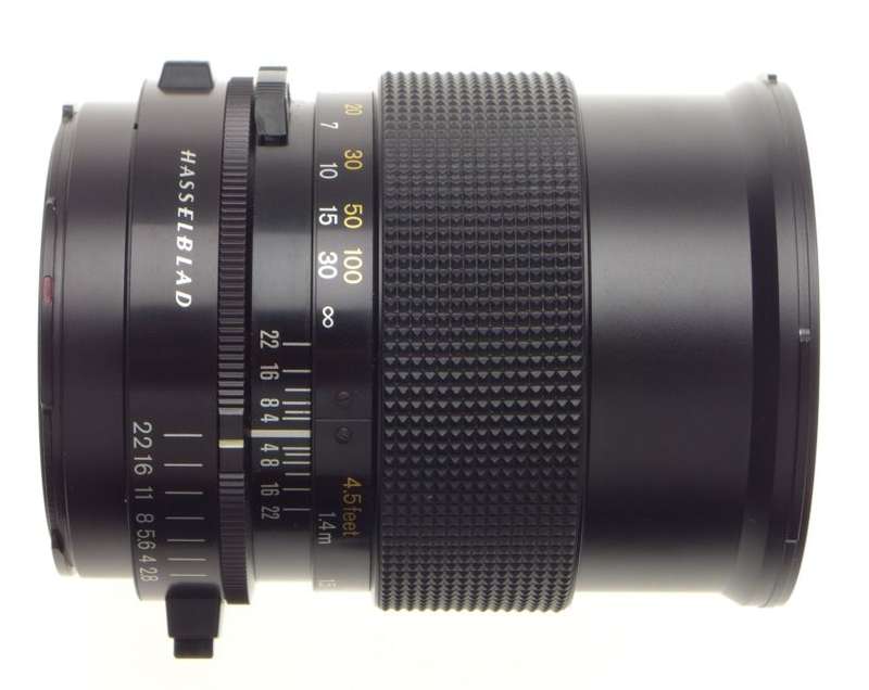 Hasselblad Sonnar 2.8 f=150mm Black Zeiss lens for 2000 FC Series MINT caps box