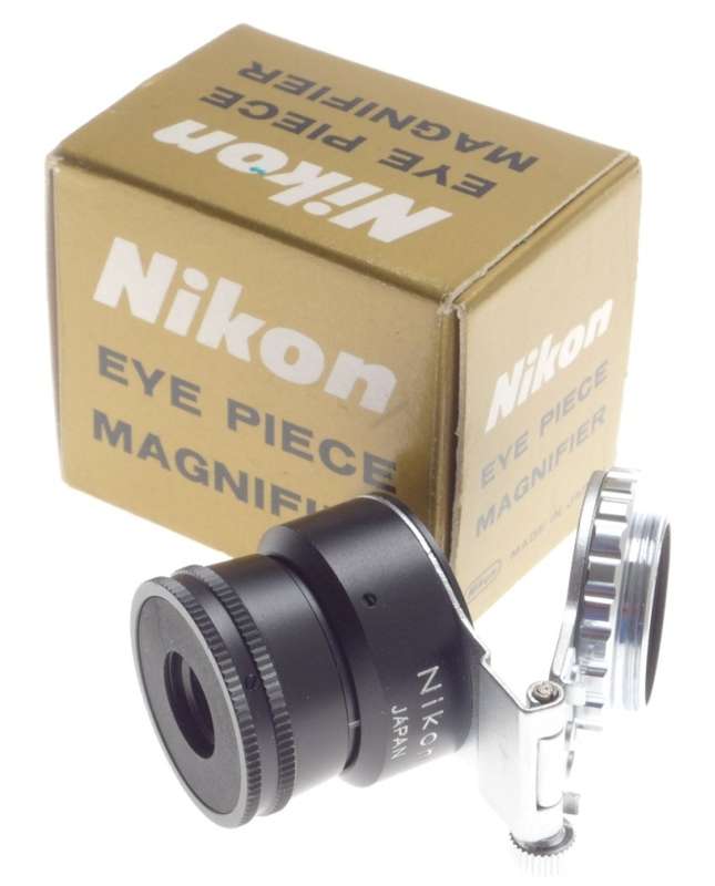 NIKON EYEPIECE MAGNIFIER FOCUSSING FLIP UP TYPE FITS 35mm VINTAGE FILM CAMERAS