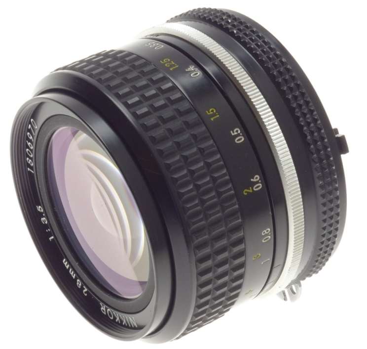NIKON-AI 1:3.5 f=28mm VINTAGE SLR 35mm FILM CAMERA LENS 3.5/28 NIKKOR CLEAN CAPS