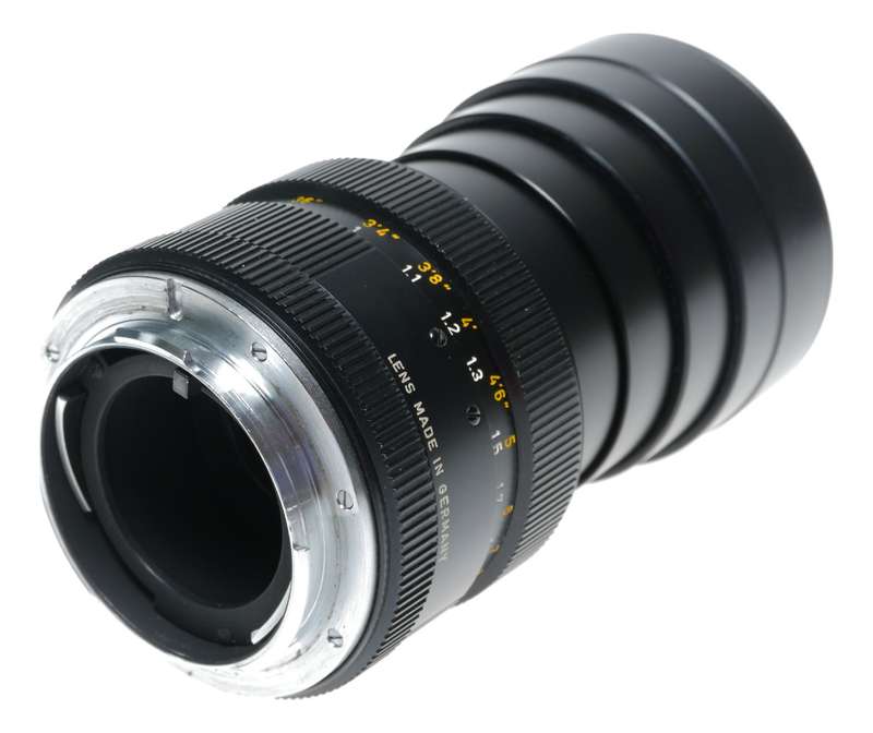 Elmarit-R 1:2.8/90 Leica SLR vintage camera lens f=90 mm f2.8 Leitz Wetzlar