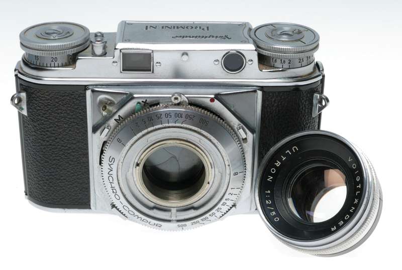 Ultron 2/50 Voigtlander Prominent camera lens set in case f=50mm f2