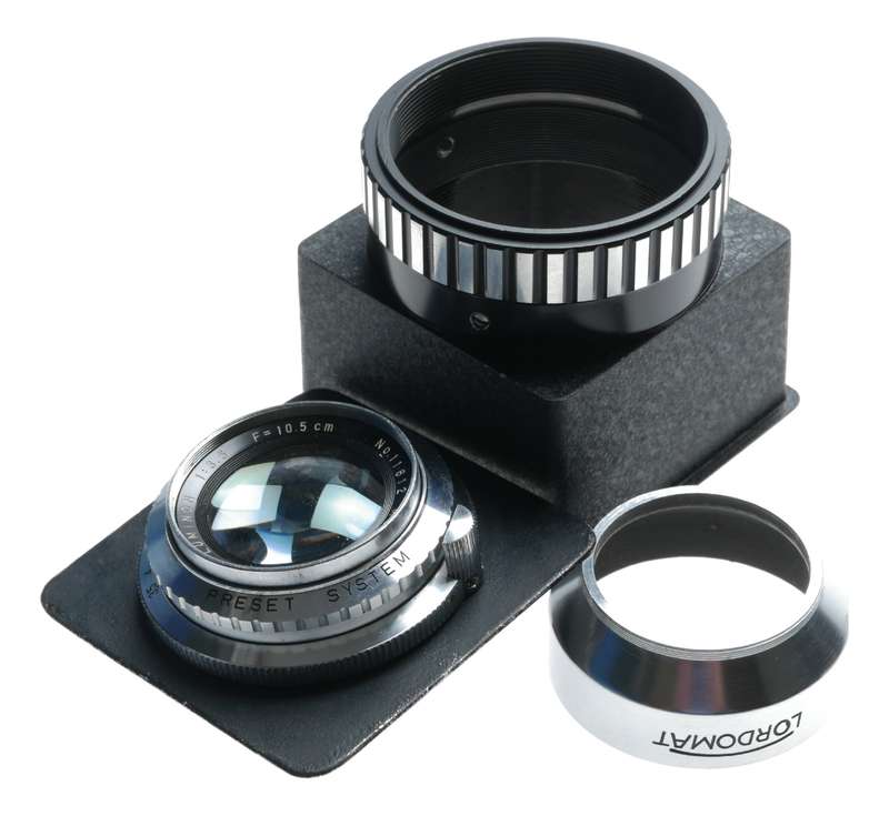 Luminon 1:3.5 f=105mm Rittreck medium format camera lens and accessories