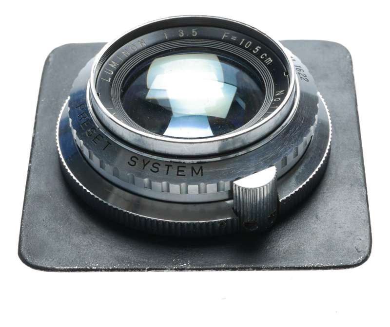 Luminon 1:3.5 f=105mm Rittreck medium format camera lens and accessories