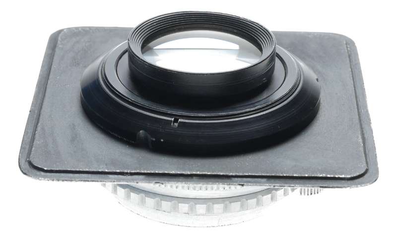 Luminon 1:3.5 f=105mm Rittreck medium format camera lens and accessories