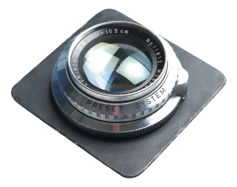 Luminon 1:3.5 f=105mm Rittreck medium format camera lens and accessories