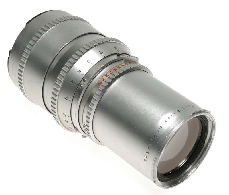 Sonnar Hasselblad 1:5.6/250 mm chrome V series 500 CM camera lens